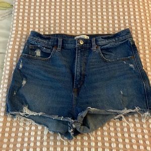 Abercrombie & Fitch ultra high rise mom shorts